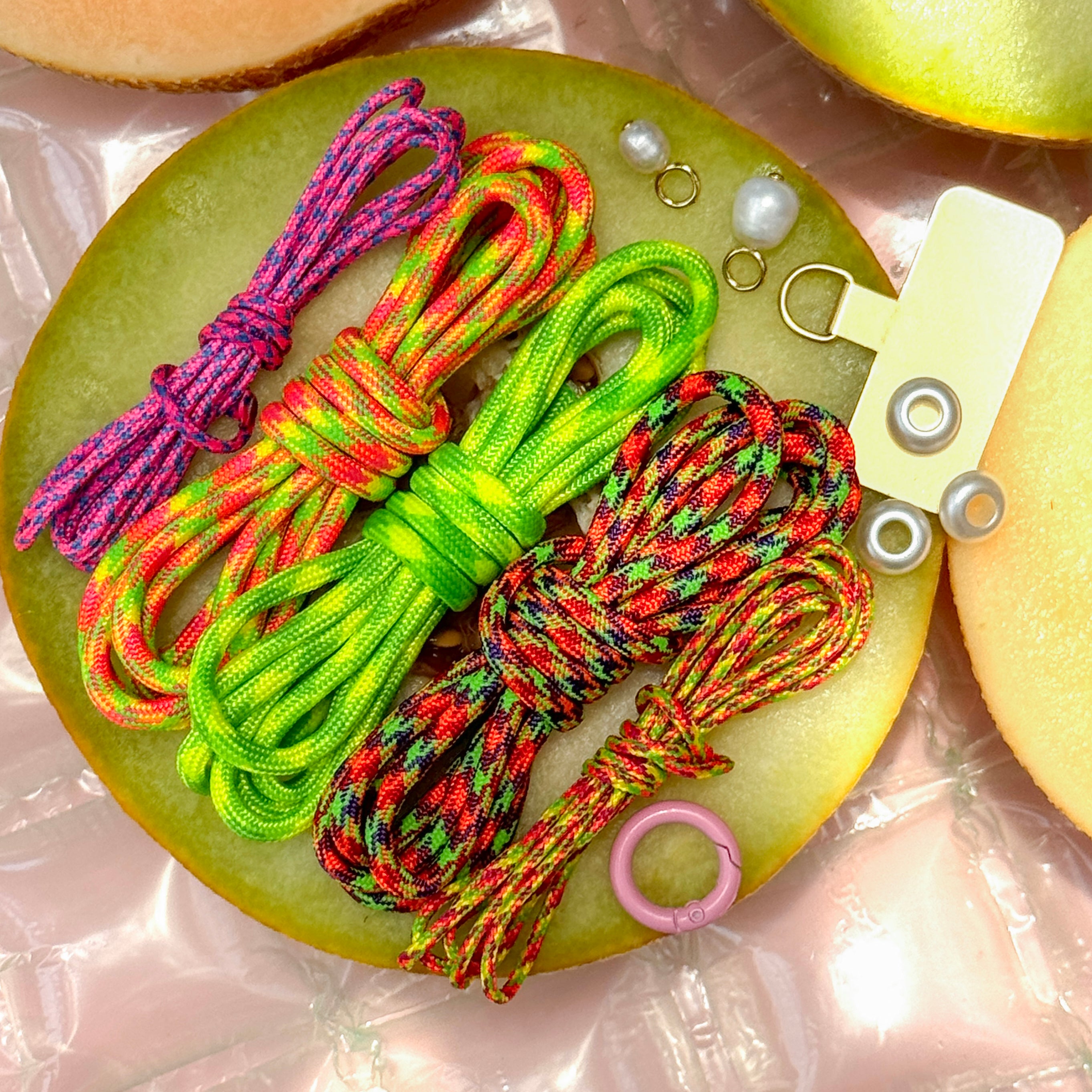 AGJ x HonestlyWTF: DIY Knotty (extra) Rope Kits Neon Dream