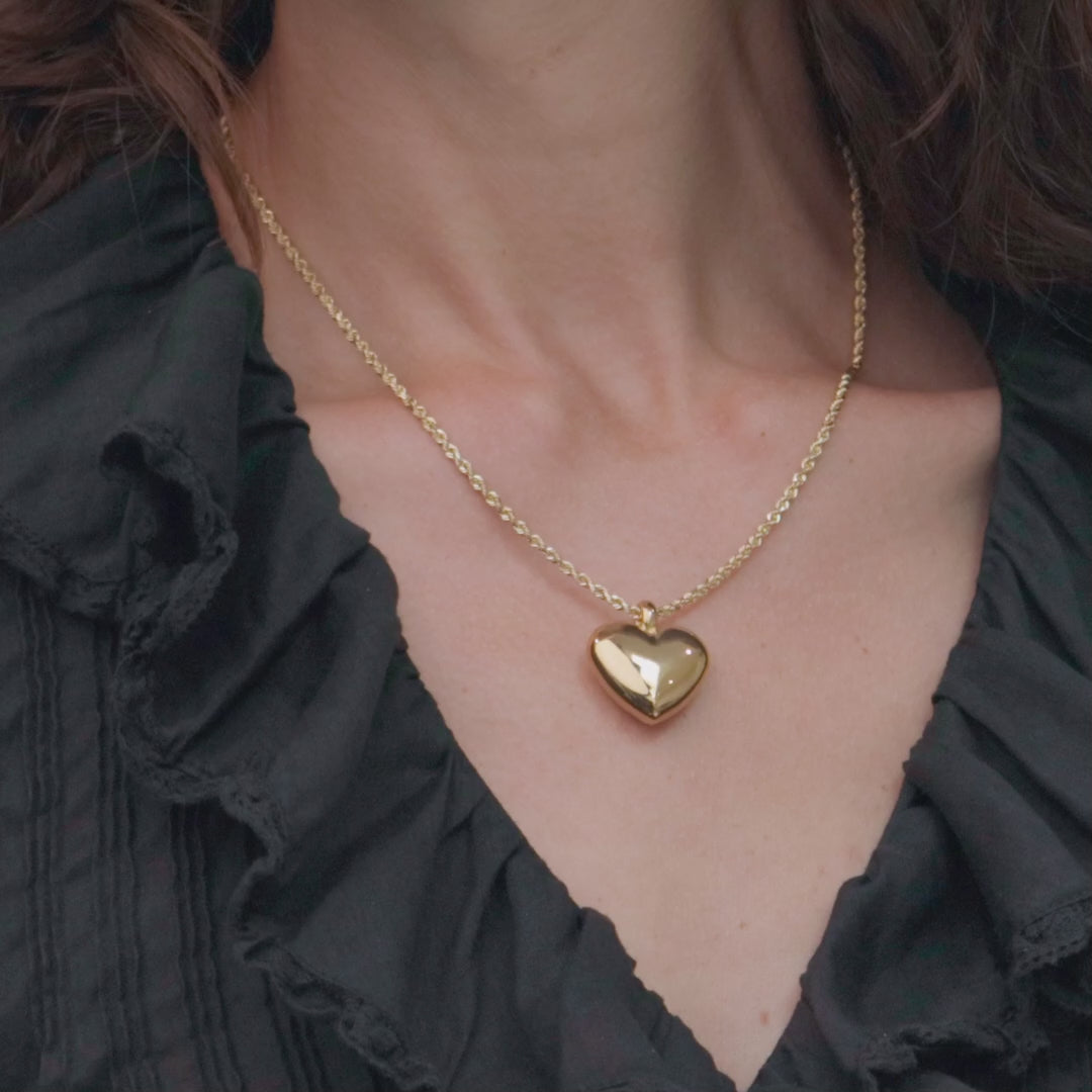 XL Helium Heart Pendant