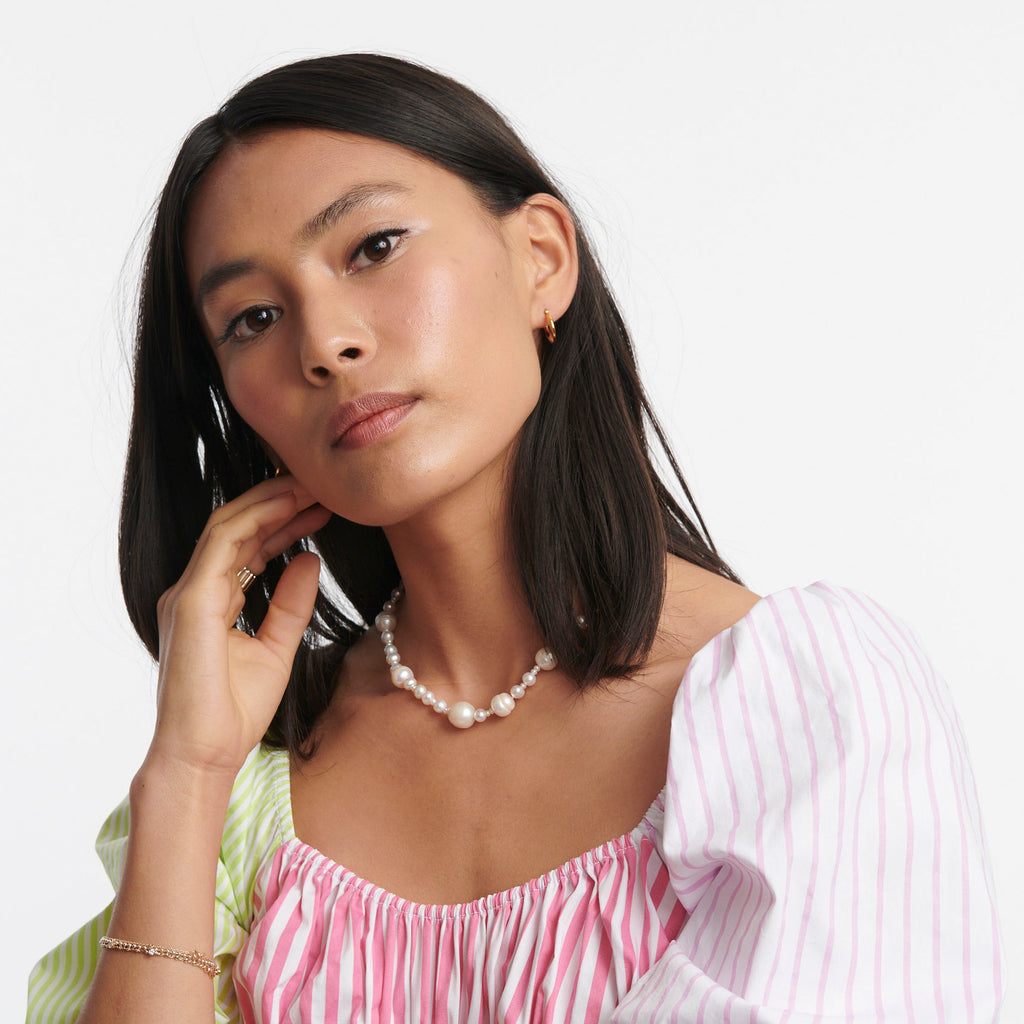 Helium Knife Edge Hoops -- Ariel Gordon Jewelry