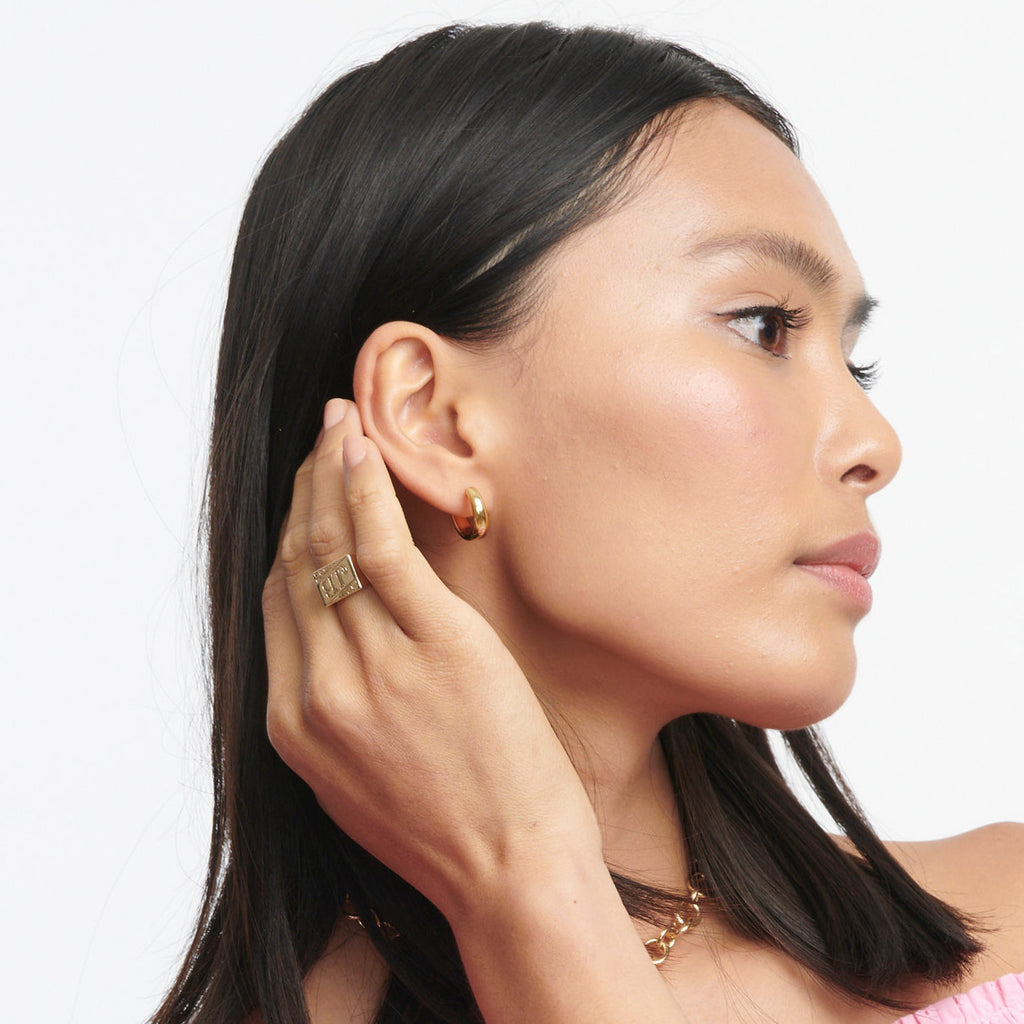 Noble Signet Ring -- Ariel Gordon Jewelry